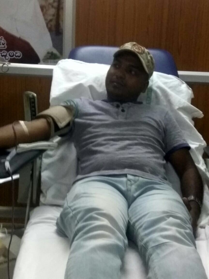 NTR Fans❤️Humanity Group members Venkatesh n Deva donated Blood in Tirupati Svims hospital(Very Emergency Operation) 👏👏👏👏👏👏 Thank for ur Quick Response 🙏🙏🙏 #NTRFansHumanity