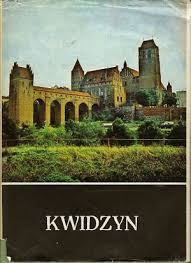 petycjeKwidzyn's tweet photo. #Kwidzyn czytał ktoś te #książki o mieście i historii okolicy nie ma takiej możliwości żadnej książki nie znajdzieci w #Empiku, księgarniach czy nawet na poczcie jak ktoś chce pamiątkę tylko koło zamku może coś dostanie. #Katarynka https://t.co/B8mb7lxalm https://t.co/J0yxsY8aNi