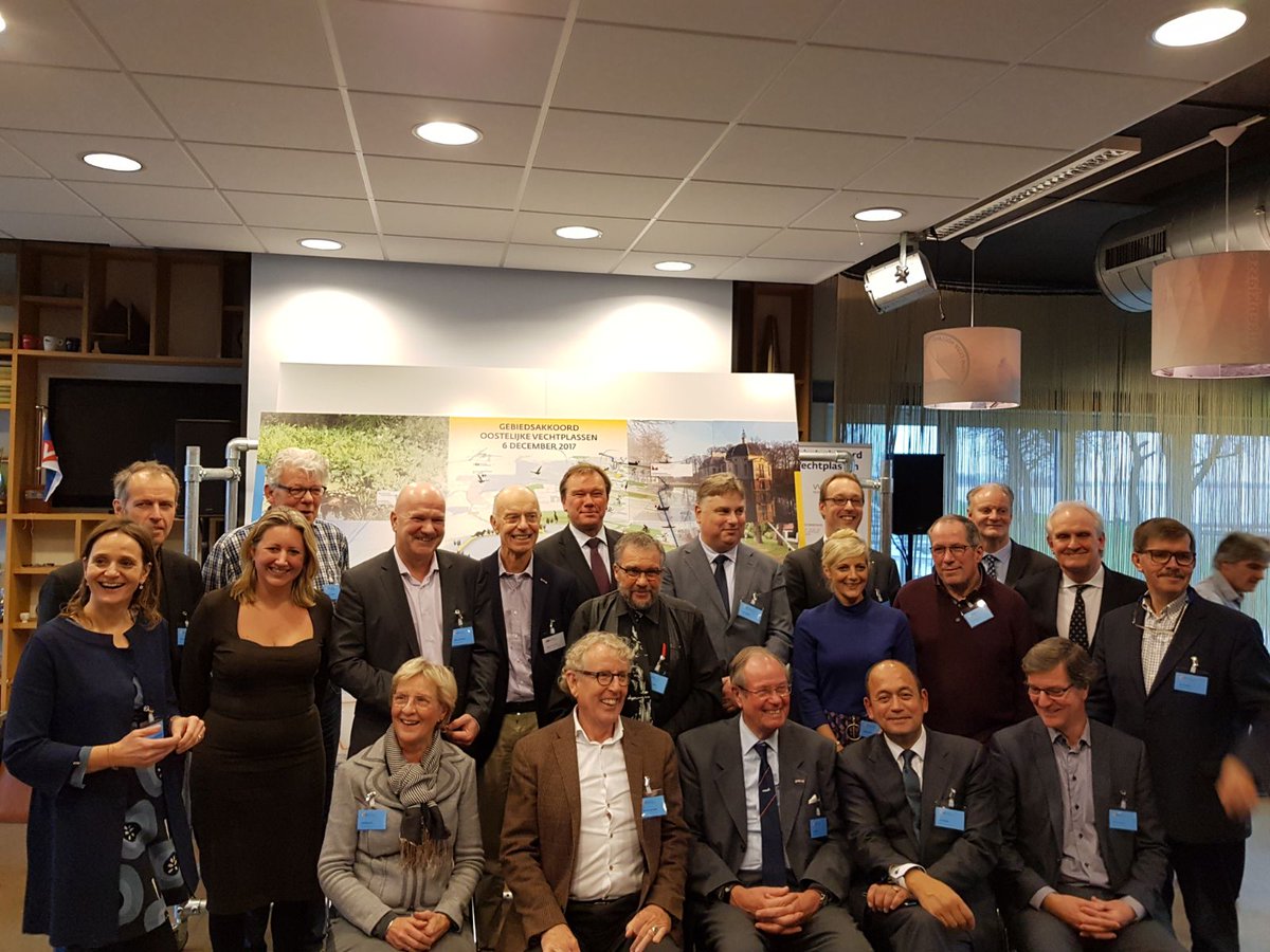 Hiswa tekent vanmiddag gebiedsakkoord Oostelijke Vechtplassen. Start van noodzakelijke kwaliteitsimpuls, w.o. baggeren van de Loosdrechtse Plassen