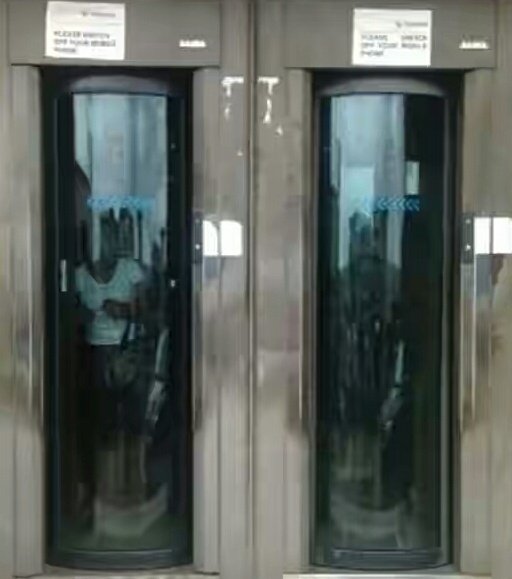 ZoneSpecter's tweet photo. @alat_ng 6. Automated bank doors..dere ws a day wen I had to jump into this door b4 I cud enter d bank hall.. D security man said dats hw the doors re..most of the tym, dy reject ppl 4 no reason..wit ALAT By wema, u don't hv to enter one of these @alat_ng #BeALAT https://t.co/hHb2H2eM4w