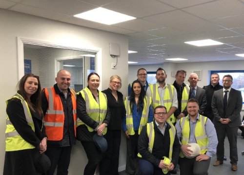 ceilingsexpert's tweet photo. Thank you @Knauf_AMF for visiting #MinsterRotherham &amp; providing refresher #ceiling training to our North team. Minster will always have you covered; give your local branch a call for specialist knowledge &amp; advice     https://t.co/7YskEajhfk https://t.co/lxRBJ8giRZ