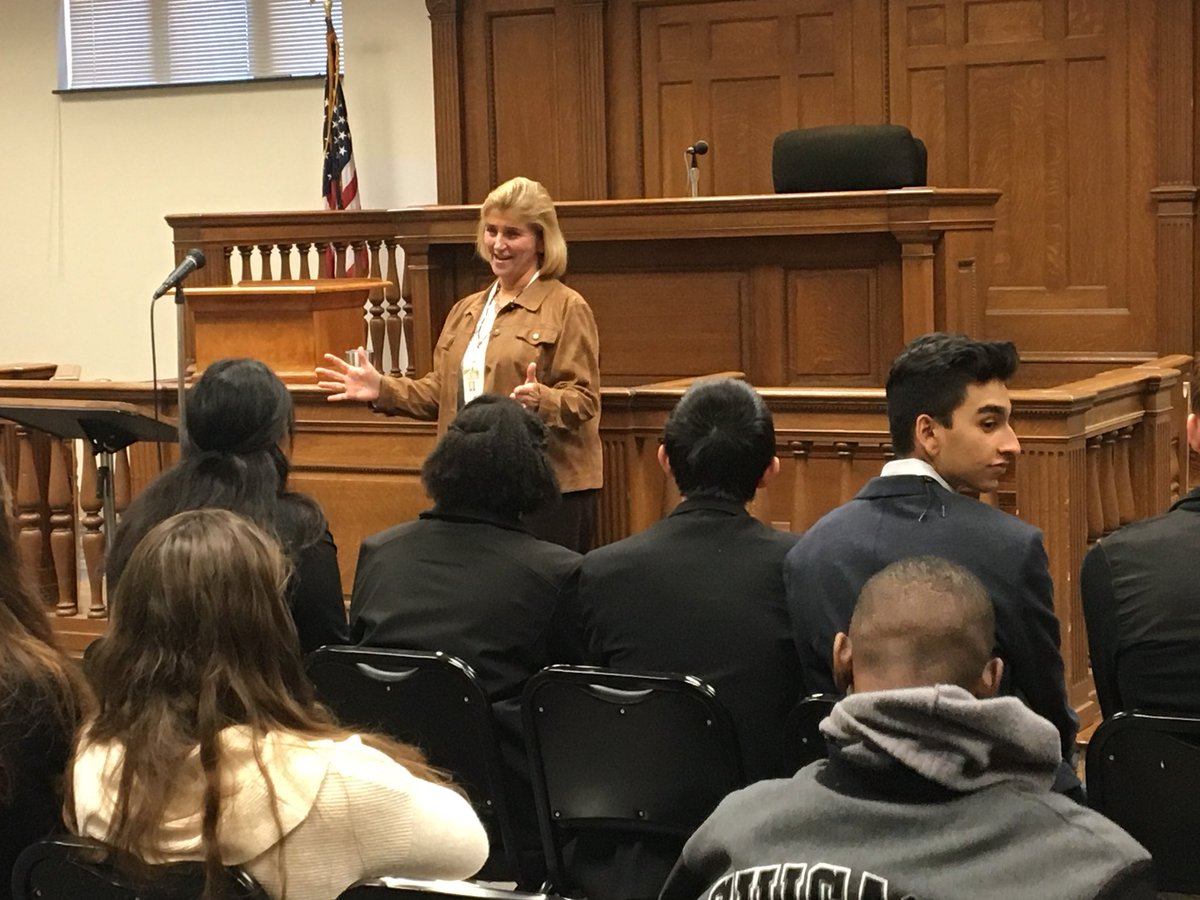 carrington_amy's tweet photo. Judge Bunnell providing an overview of the judicial system for @leadershiplex Youth #LLYP https://t.co/ce7nOe9LUh