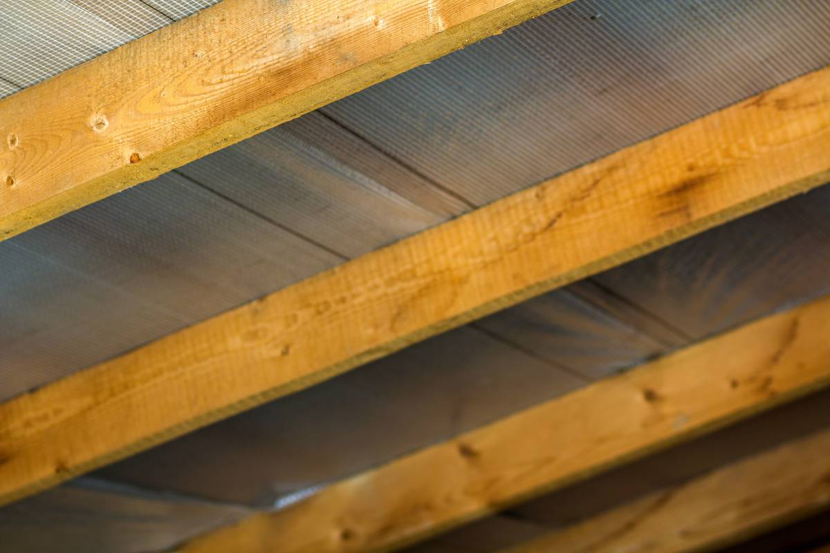 HomeLogicUK's tweet photo. We keep being asked: Can I Insulate The Underside Of My Roof? So we provided an extensive answer here: The What? How? and Who? of Roof Insulation https://t.co/yb7PNSAqiu #InsulationExpert #HomeLogic #Home #Renovate #UK https://t.co/4W5qTTdAQO