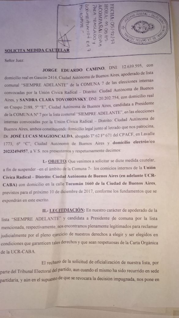 stovorovsky's tweet photo. En virtud de falsos comunicados que solo buscan confundir a los afiliados de la comuna 7 quiero aclarar que no hubo lista de unidad y hemos presentado un recurso en el Comité Capital y una cautelar en el día de ayer para suspender la interna en nuestra comuna https://t.co/ktlLrBDp2C