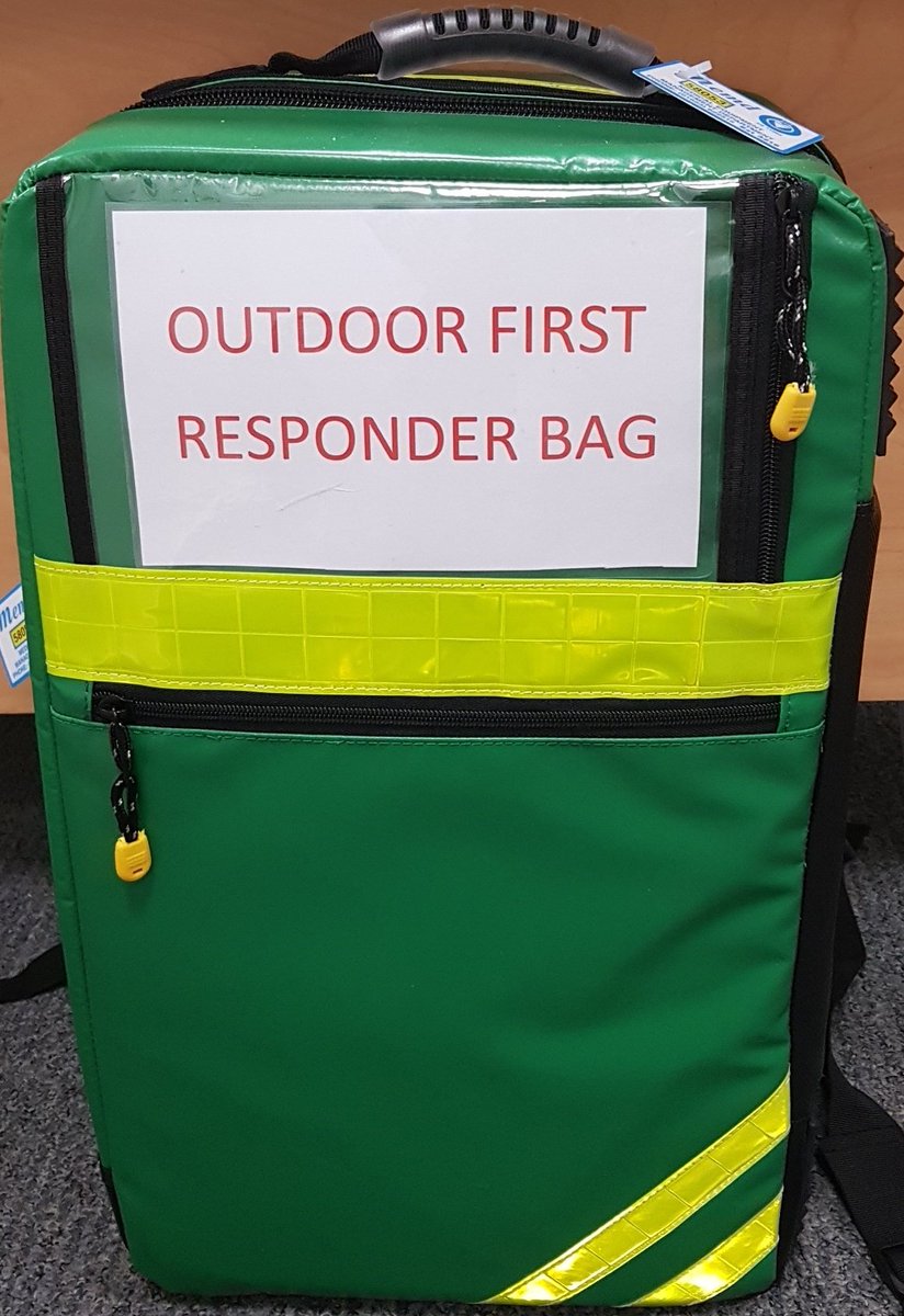 ResusSFH's tweet photo. Santa's little Resus helper made an early christmas delivery to MCH this morning in the form of one of our Outdoor First Responder bags. #efficientandsafe @SFHFT https://t.co/OaqOLstLyw