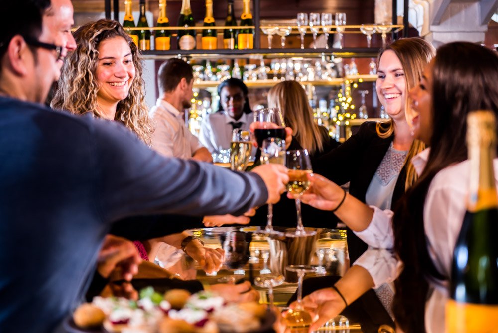 Christmas is a week away! Let the celebrations begin – although we suspect they already have. So many people to see, and plenty of places to go with your Dining Out Card. Happy times! mbdiningoutcard.co.uk