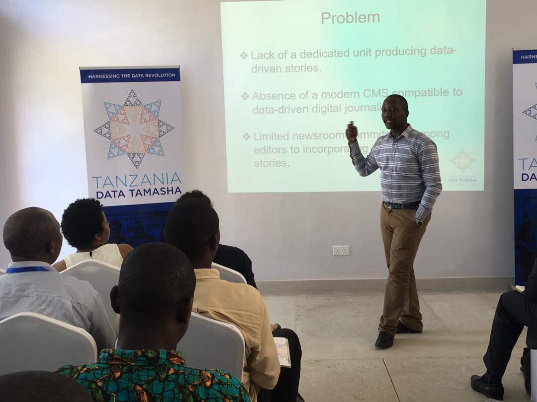 DataZetu's tweet photo. Media fellow @nuzulack talking about the success of the data desk @MwananchiNews in collaboration with #CodeForTanzania at the outreach and advocacy session of #DataTamasha17 #DataRevolutionTZ https://t.co/To14UqFU0v