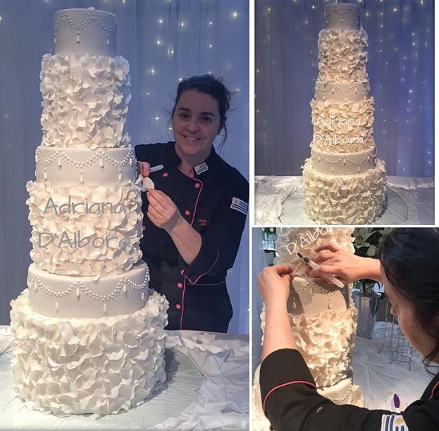 Adrianadalbora's tweet photo. Increíble torta de 1 metro de altura!!!Awesome wedding cake!! Feliz de acompañarlos en este día especial!!! #tortauruguaya #tortasuruguay #cakedesigneruruguay #adrianadalbora #puntadeleste #Uruguay https://t.co/6GgvTiHDzh