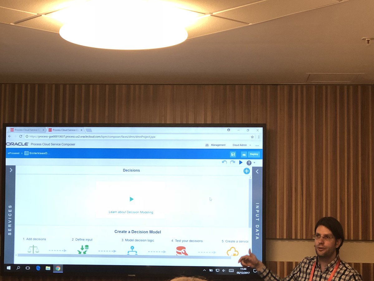 rsantrod's tweet image. @lyklethijssen demoing #OraclePCS and Decision Models #ukoug_tech17