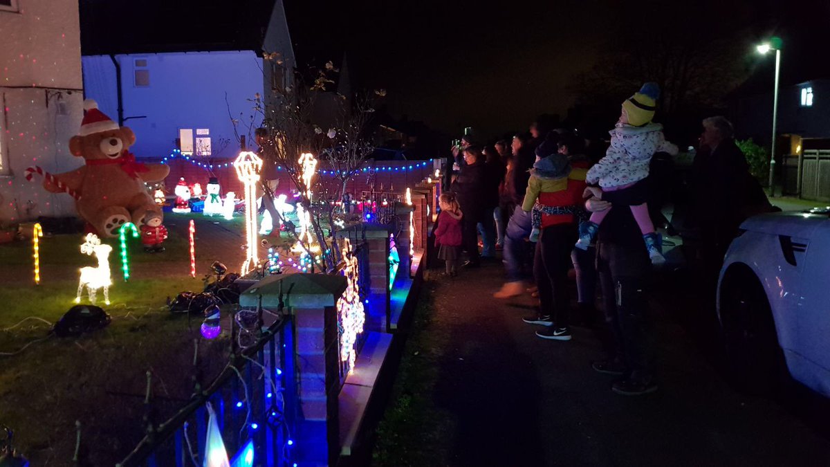 AMUK_LTD's tweet photo. Staff and friends gathered together last night to enjoy mince pies and mulled wine at Director David Jones’s house for the annual switching on of the lights! 

Thank you to the Jones! ☺️

https://t.co/E71t8BPr3T https://t.co/vthpG5HO0l