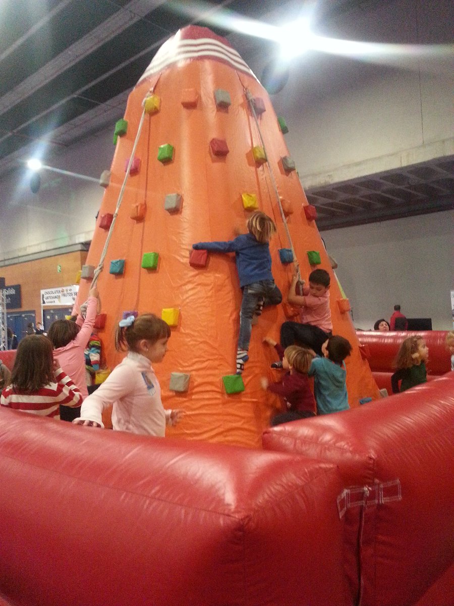 Superando las primeras pruebas en esta gran gymkana del entretenimiento q es <a href="/JuvenaliaIFEMA/">JUVENALIA-IFEMA</a> #niños #ocioinfantil