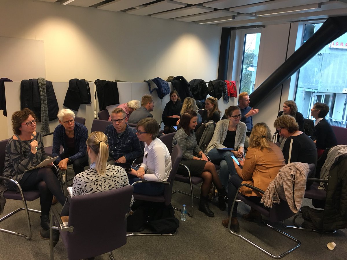 Met welk doel implementeer jij #Whatsapp? Mooie interactie Leerkring Whatsapp <a href="/KINGgemeenten/">KING gemeenten</a> <a href="/gem_groningen/">Gemeente Groningen</a>