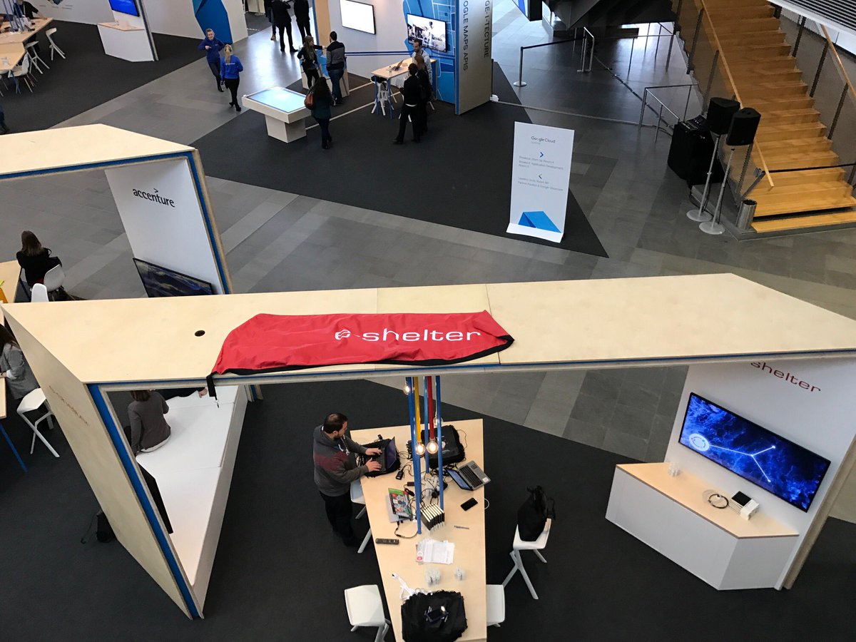 GlobalDC_DACH's tweet photo. Nikolausgrüße vom Google Cloud Summit in München. @Cisco @endocode @Loodse https://t.co/oPRKy3MOBl