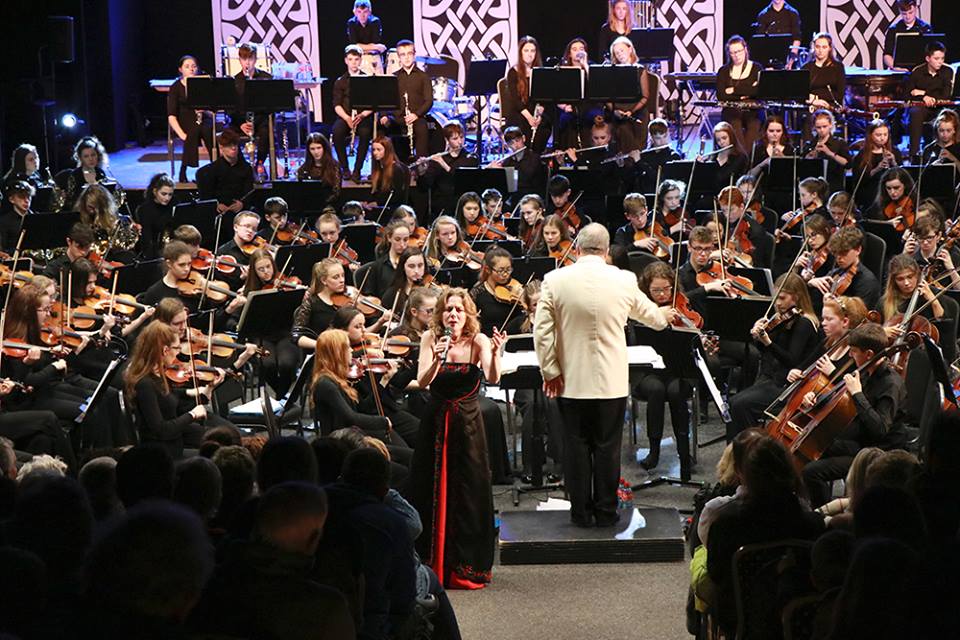 Entertainment Mojo (@entertainmojo) on Twitter photo 9th Dec #Cork .<a href="/LEOCorkCity/">LEO Cork City</a> Orchestra #Entertainment #EntertainmentNews This ‘Christmas Celebration’ :Mary Hegarty & Joe Corbett & joined by the Voices of Cork. A concert of operatic & Christmas favourites with the amazing 120 member Cork Youth Orchestra. entertainmentmojo.com/mary-hegarty-j… 9th Dec #Cork .<a href="/LEOCorkCity/">LEO Cork City</a> Orchestra #Entertainment #EntertainmentNews This ‘Christmas Celebration’ :Mary Hegarty & Joe Corbett & joined by the Voices of Cork. A concert of operatic & Christmas favourites with the amazing 120 member Cork Youth Orchestra. entertainmentmojo.com/mary-hegarty-j…