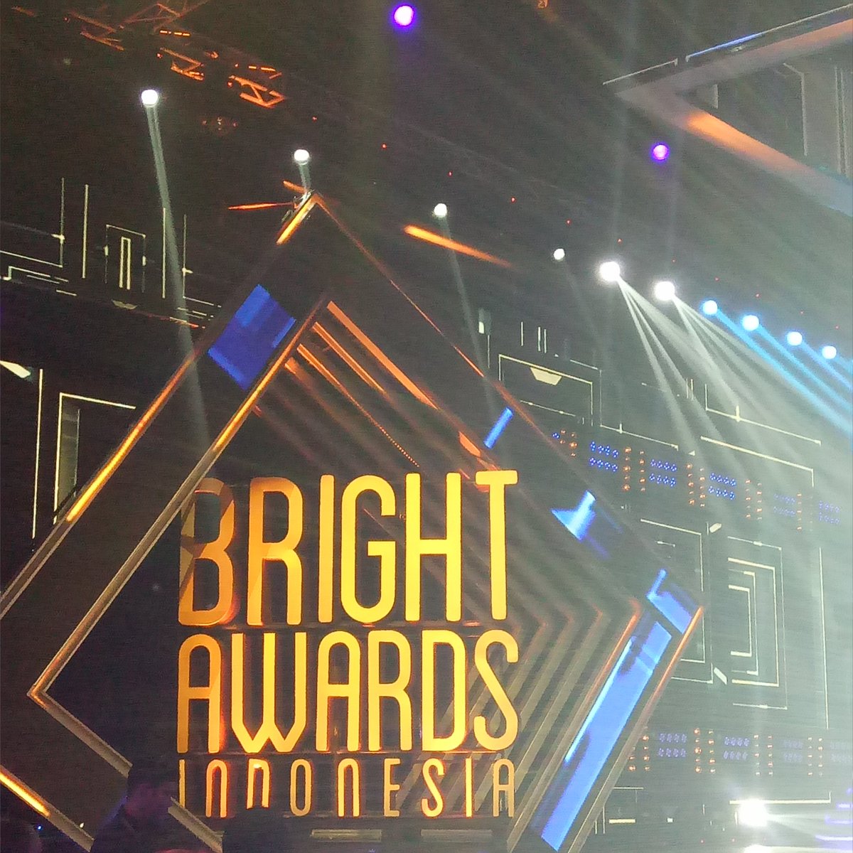 Bright Awards tweet media