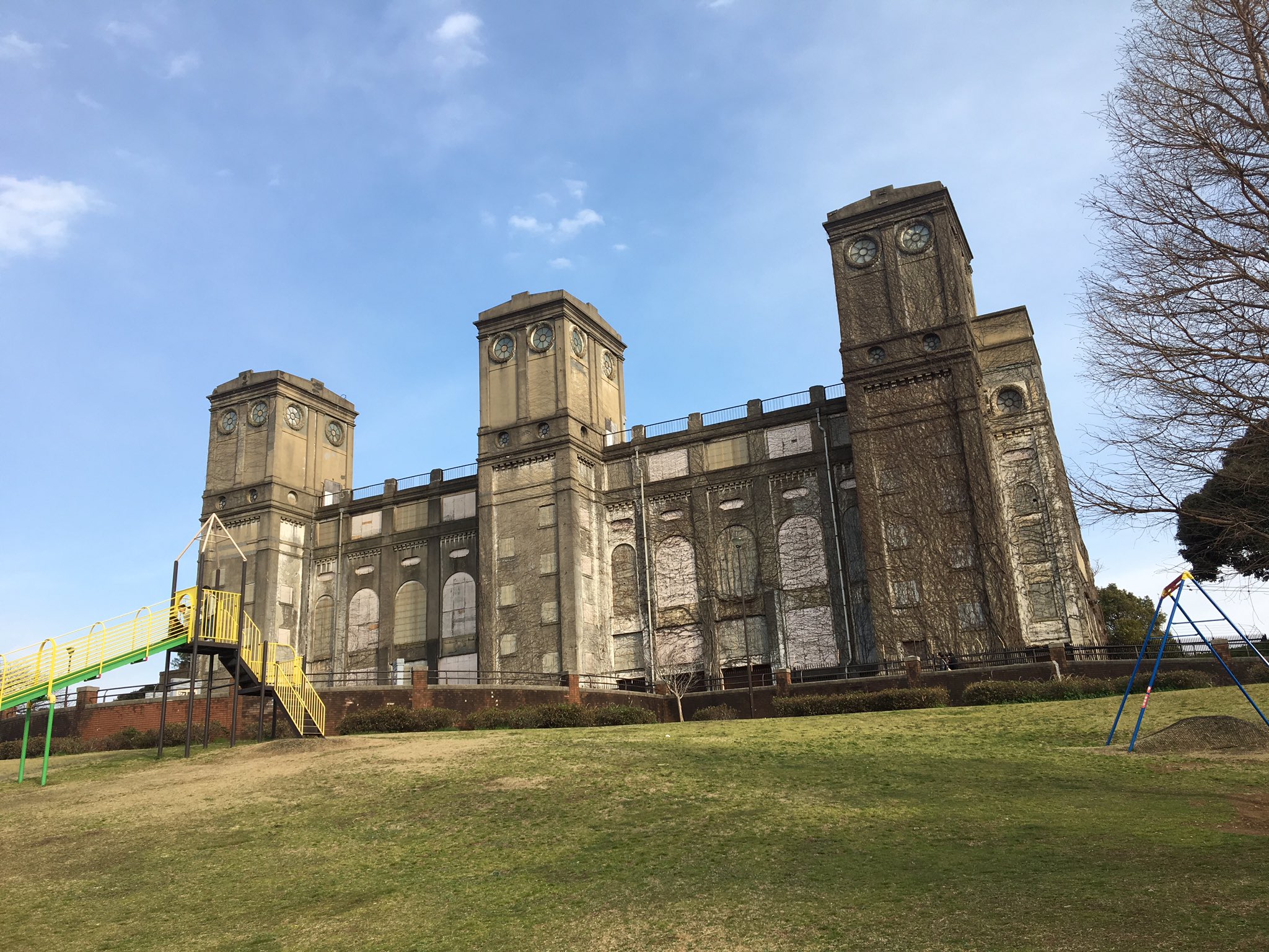 昭和日記 吹き抜けマニア の人 日本の美しい廃墟 廃墟 T Co U3mebwfzxa Twitter