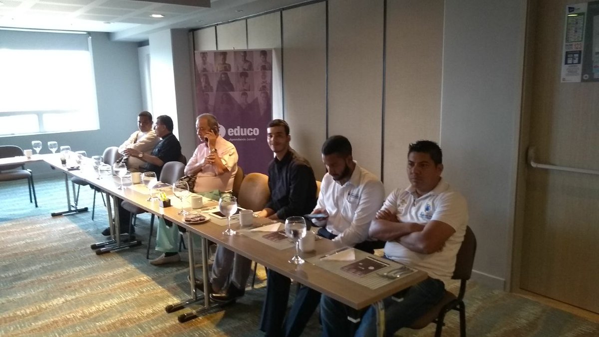 appscobquilla's tweet photo. Iniciamos #BusinessDay en Montería con los equipos de #Caribe1 @Ministerio_TIC   @appscobquilla .co https://t.co/AUQ7xH1mVV