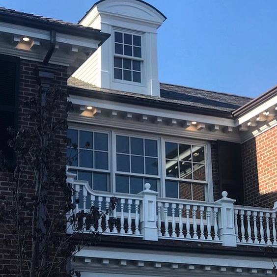 builtbybrosco's tweet photo. Great work from the teams at @CapeCodLumber & #IntexMillwork - love the look of these new railings! #CapeCodLumber #INTEX #Railings #CurbAppeal #millwork https://t.co/HflPq4ukUw