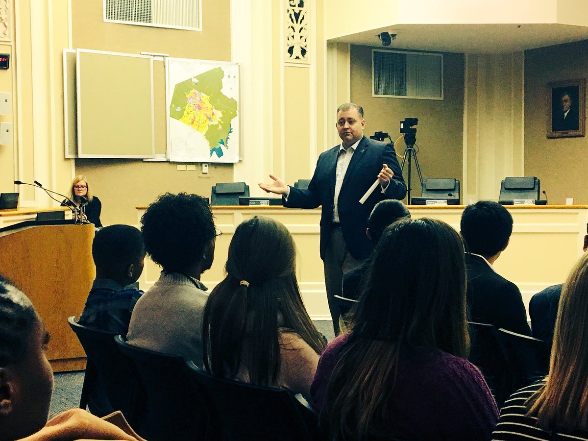 carrington_amy's tweet photo. Thank you Council Member Stinnett for an overview of Council for @leadershiplex Youth today! #LLYP https://t.co/LePitKE0vx