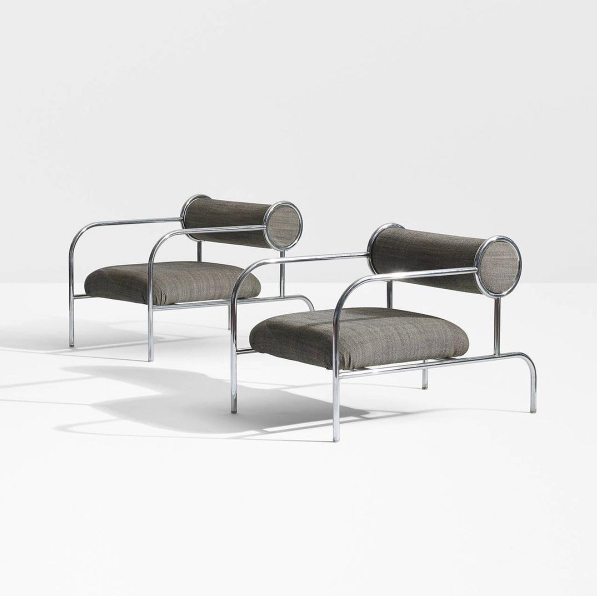 champ_magazine's tweet photo. DESIGN MIAMI: Get ready for a magnitude of design insight from @designmiami!
The homage exhibition to late legendary Japanese designer #ShiroKuramata presented by @LUMINAIRE_ in partnership with his long-term manufacturer @cappellini_ .
Open 7 Dec 6-9pm.
#designmiami2017 https://t.co/jRrMjdMz3W