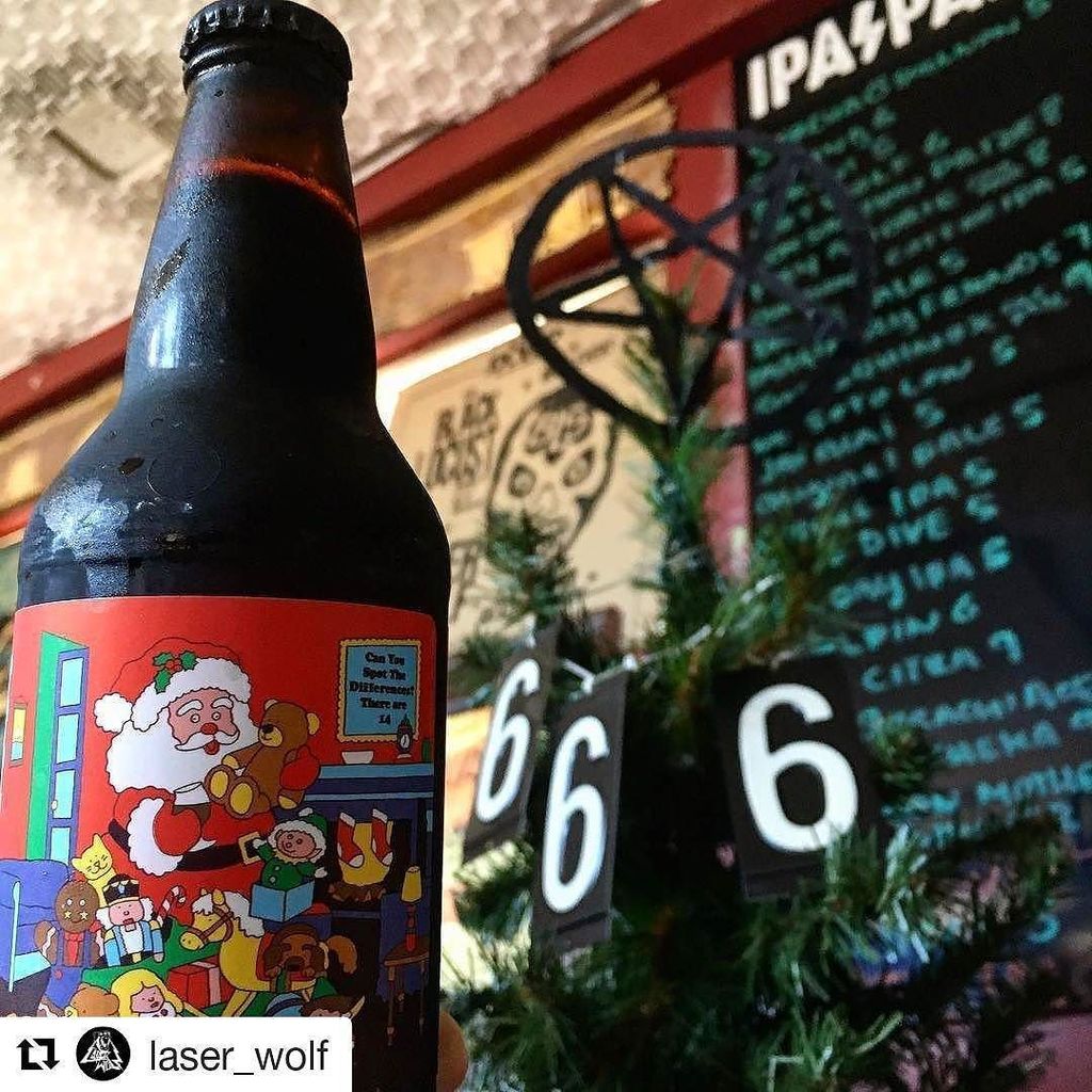 BeerMando's tweet photo. #Repost @laser_wolf ・・・
Christmas💣Bomb Imperial Stout brewed with spices from the lords @prairieales ✨ #christmasbomb #prairieales #craftbeer #christmasbeer #nojerks #imperialstout https://t.co/qCRR0nWobe