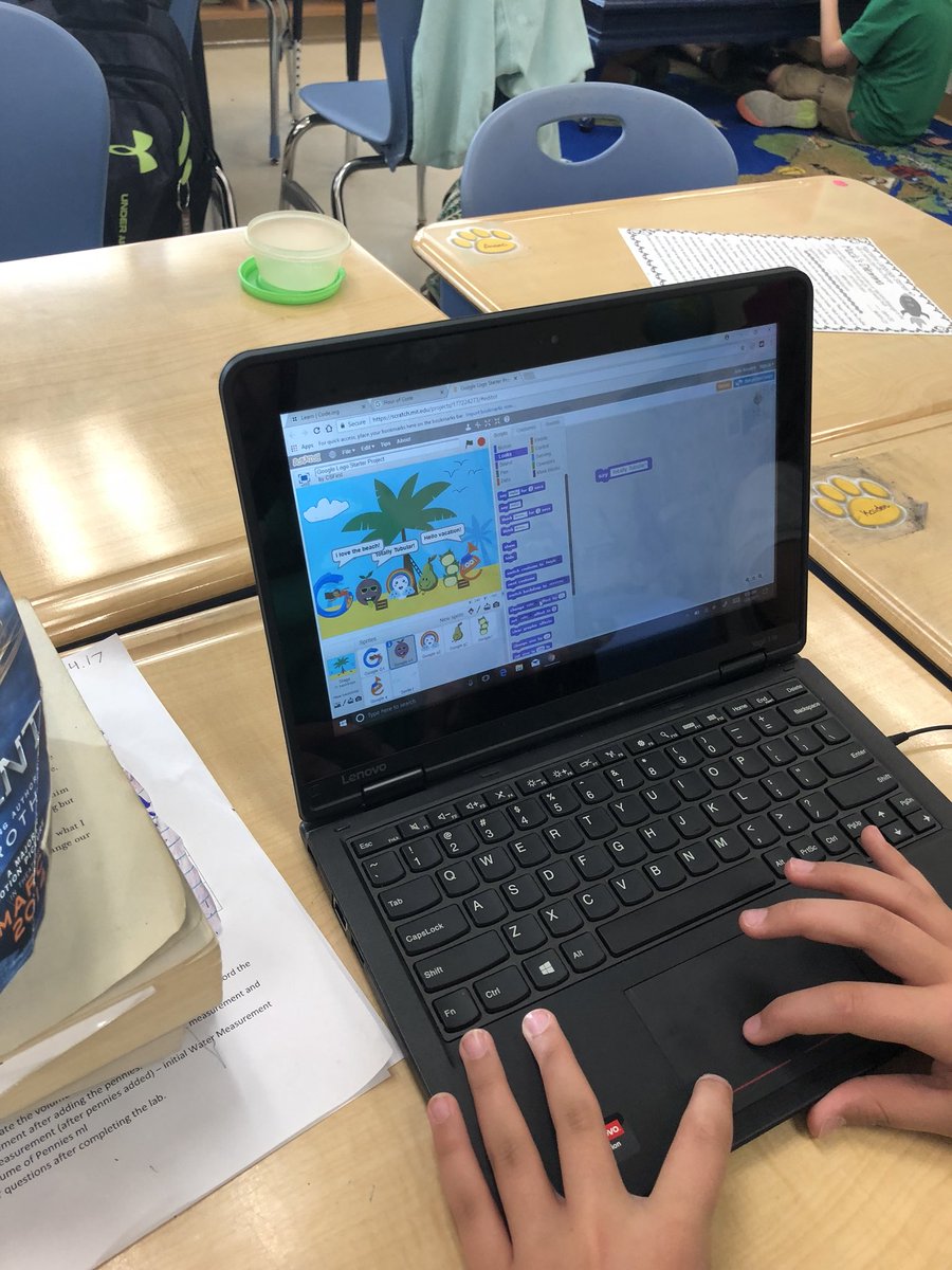 JulieReheiser's tweet photo. Designing Google logos for #HourOfCode2017! We have some talented Wildcats in 5th grade! #VCSHourOfCode @CESWildcats https://t.co/JqspxH6cMc