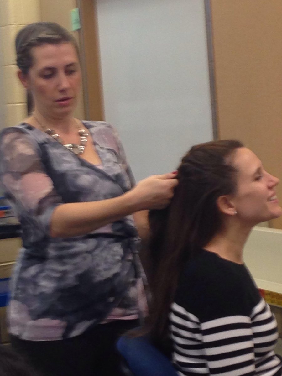 BTEAOnline's tweet photo. More feedback from the #btea #teacherclinic: "I know these photos are blurry (taken by a student), but the braiding clinic with Mel was AWESOME!! We all had a great time." https://t.co/1lPxFV2kA8