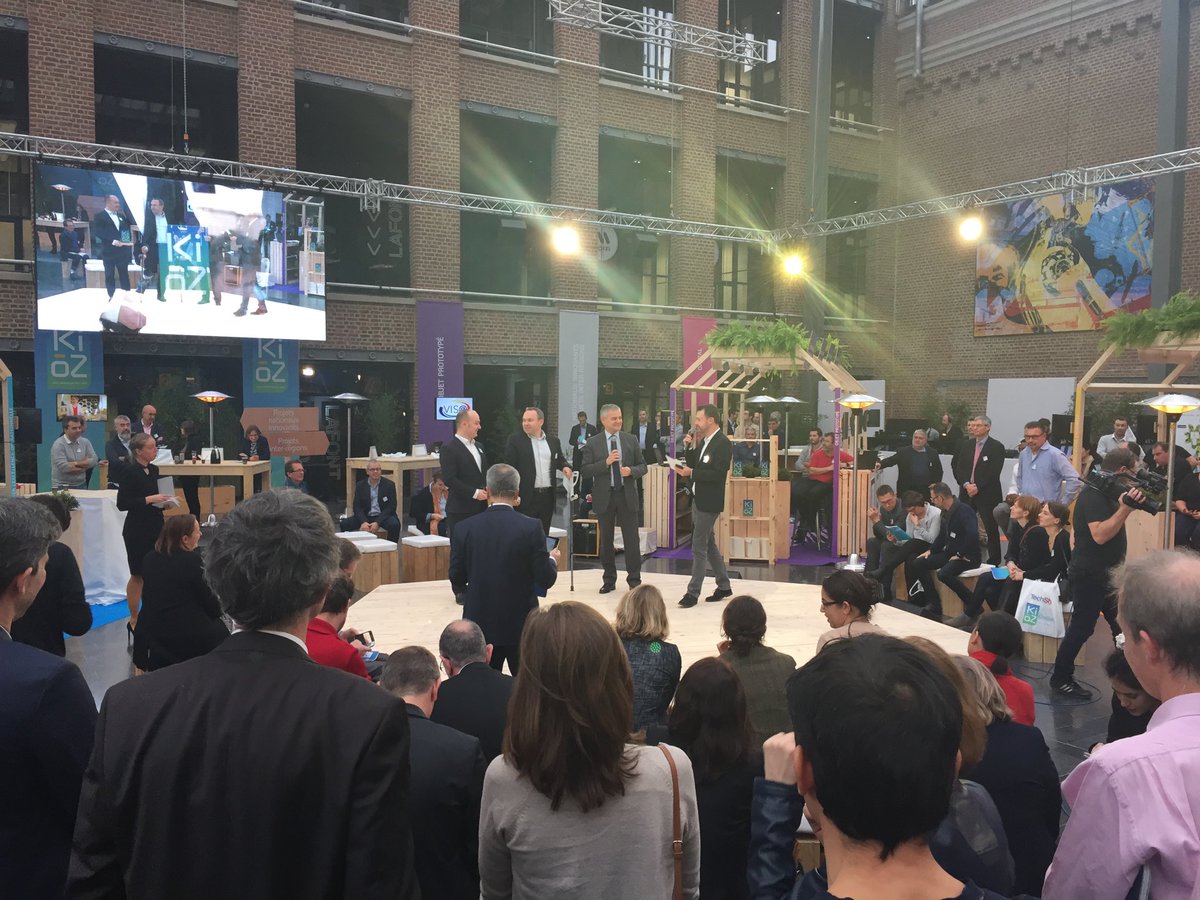 Emmanuel Ponroy et Olivier Monjean reçoivent le prix argent au #KioZ #GRDF   Un grand bravo, l’histoire continue !