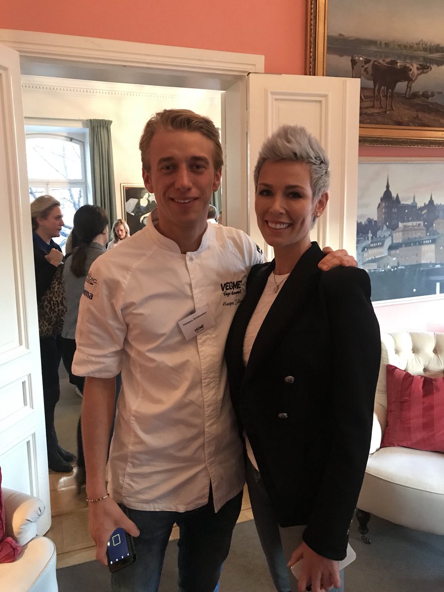 Indulging in some gourmet #vegetarian dishes with Vegme’s Hampus Schonemyr. Eat real food, not too much, mostly plants. Good for you, food for the 🌎. #Sustainability #plantbased