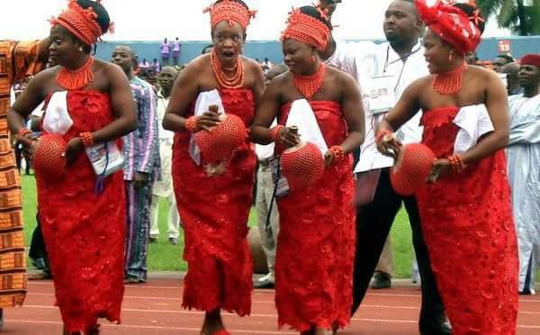 edo_fest's tweet photo. EDO ARTS AND CULTURAL FESTIVAL/CARNIVAL SCHEDULE
#EDOFEST 2017; 17TH - 22ND DECEMBER.
See you there...
@naijcom
@SarahIgunbor
@edodigioia
@EdoDigiComms https://t.co/jPdIcnATYO
