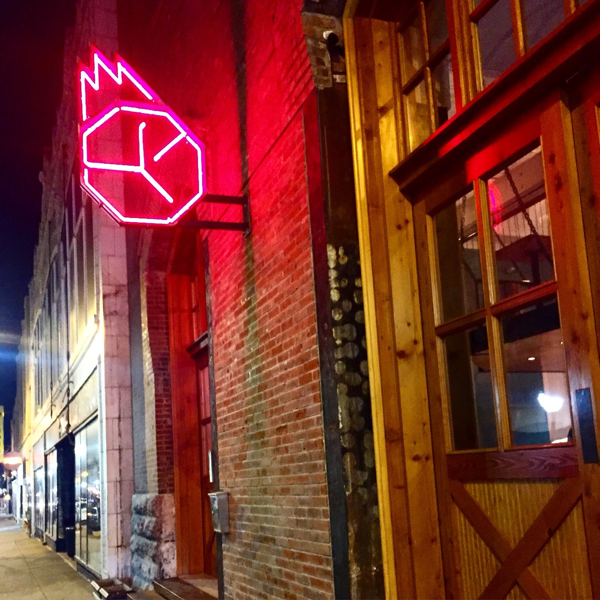 Catherine Neville tweet media