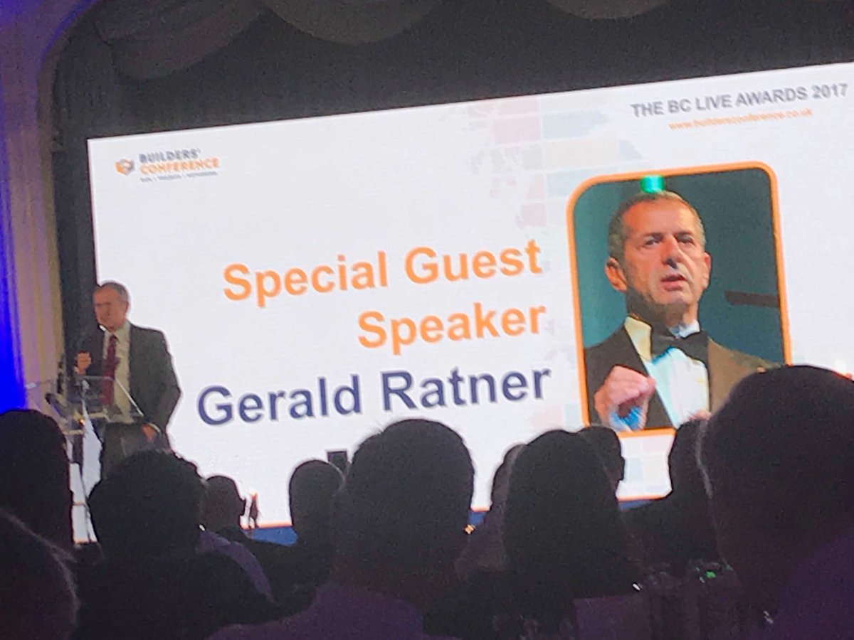 JulieDDrill's tweet photo. We’re ALL DOING A ‘Ratner’!!! @geraldratner @buildersconf #BCLive2017 #BRILLIANT!!! https://t.co/K5KFxnc0ro