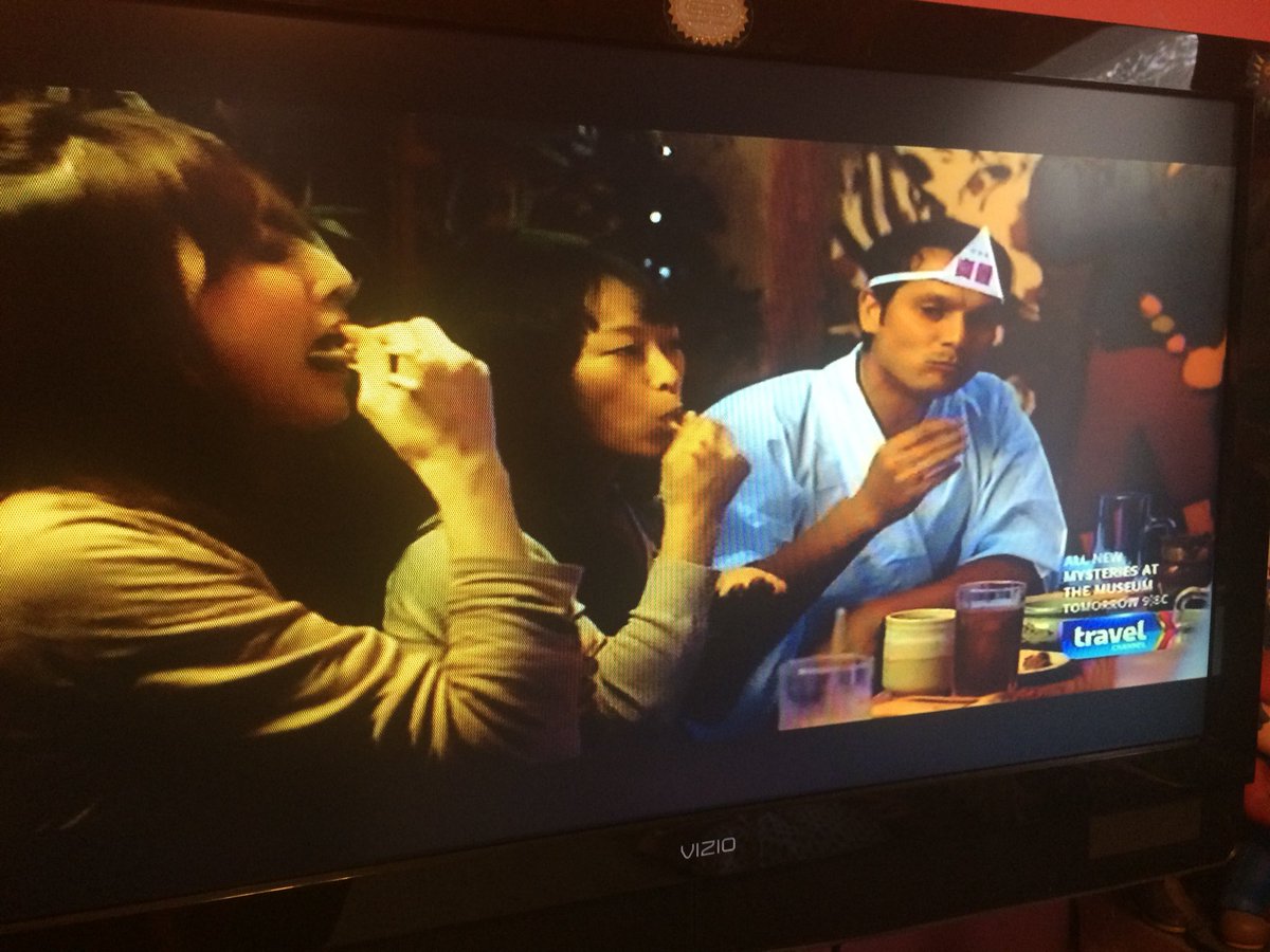 Triforce40k's tweet photo. @ONLYinJAPANtv was on an episode of #travelchannel 😂😱 he even said the #ghostizakaya was “a place with food for satan himself” lol so awesome! #OnlyInJapan #japan #izakaya #travelch #foodie #youtuber #bar #japanese https://t.co/ykSRh6KVI3