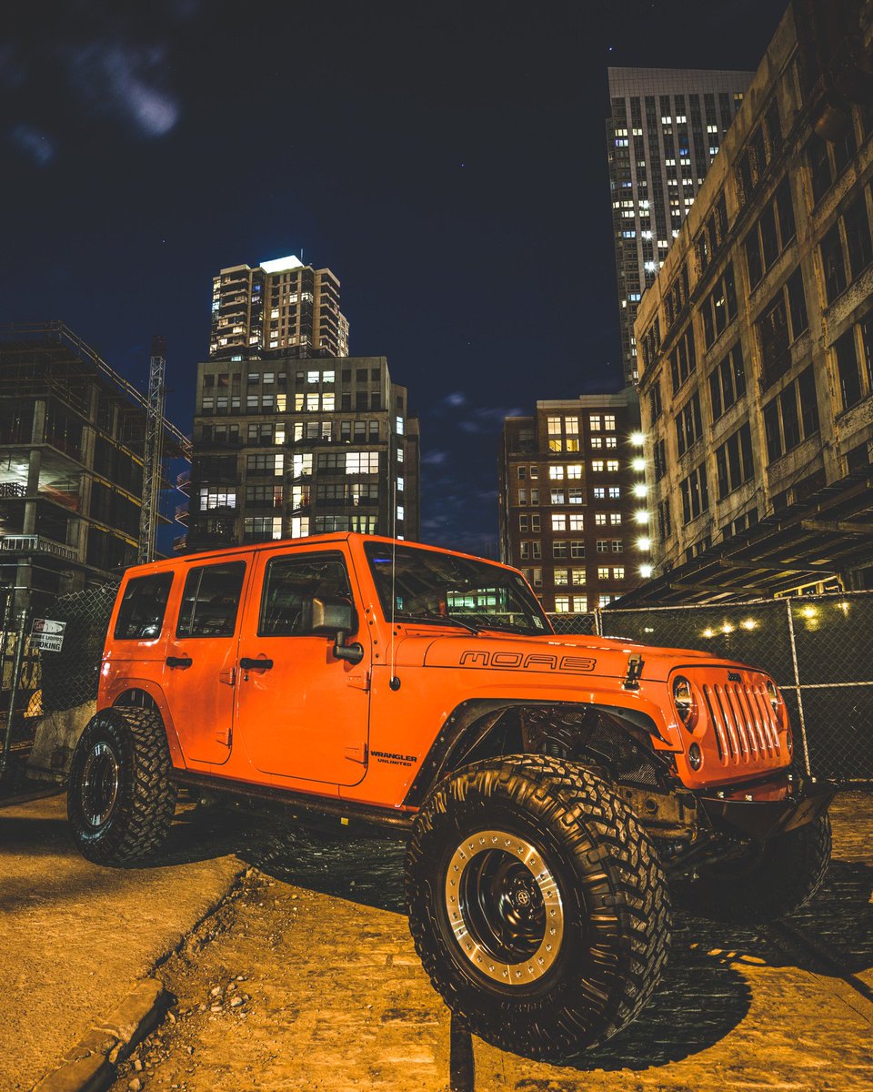 Jeep's tweet photo. Urban crawler. Photo credit: Stiofain S. https://t.co/PNtonnlXqQ