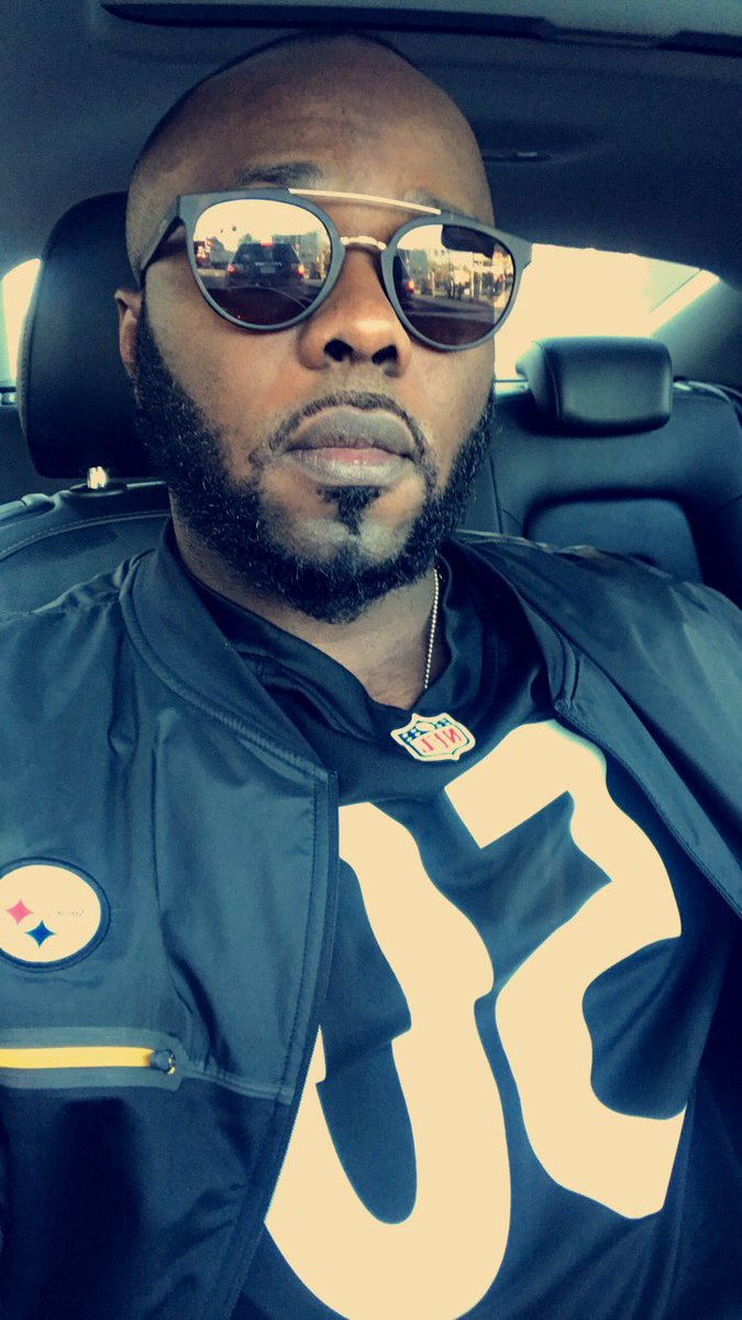 dare_de_Adesoji's tweet image. 🙏🏾🙏🏾🙏🏾🙏🏾🙏🏾🙏🏾 wishing you a speedy recovery #shake #RyanShazier #rep50 #SHALIEVE @RyanShazier