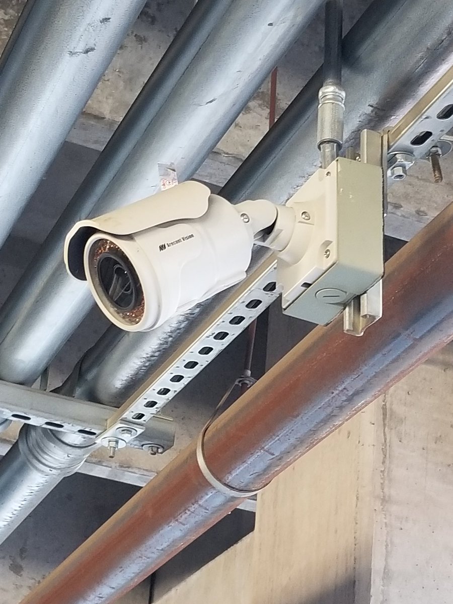 _CallTeks's tweet photo. @arecontvision, new install to replace Pelco. Highland Medical Facilities - Phoenix AZ
#callteks #CCTV #surveillance https://t.co/uGW6ptkbtj