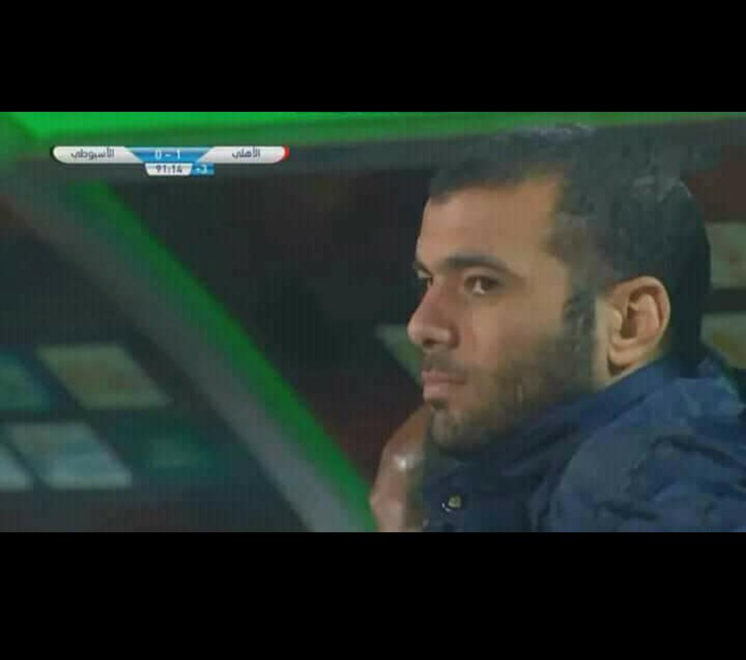 SFbBatzRhs0KsFS's tweet photo. مش متش ال ههيزود فى تاريخكك او ينقص منو بس الجمهورر بيحب يشوفكك بتلععب عارفين قيمتكك عارفين تاريخكك عارفين انتماءك عارفين انكك الاححسن عارفين انكك بيههم ككلهمم عارفين انكك لو بررجل واححدهه هتغطي عليهم 😈😎💜.

#متعب_ي_بدري 🙍 https://t.co/GztUnOJqXC