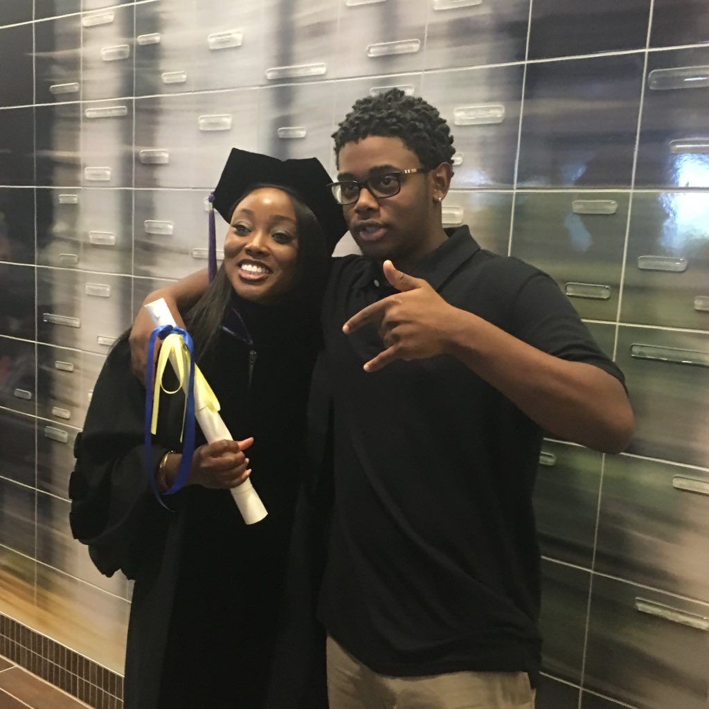 TYLR____'s tweet image. #NewProfilePic