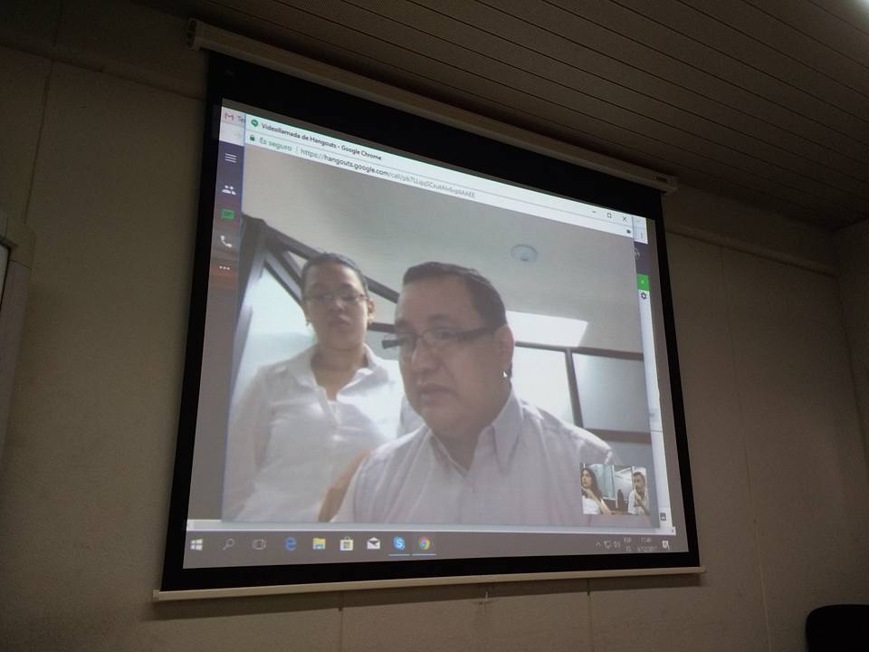 unne_virtual's tweet photo. Compartiendo experiencias @unne_virtual con Universidad Nacional de Nicaragua (sede Managua)  @AULA_CAVILA #integracion #colaboracion #conocimiento con @luchyrf, Raquel Bressan, @BeaCastroChans  y Sergio Alegría. https://t.co/9iZ1tGBluo