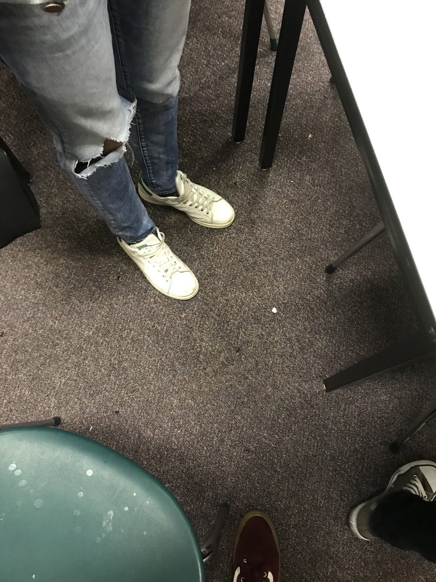 RealPureTeam's tweet photo. These nasty boys dont know how to clean 🤢🤮 https://t.co/zBwWPeS07h