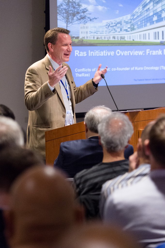 There are a lot of great things happening <a href="/theNCI/">National Cancer Institute</a> and the RAS Initiative is definitely one of them. #FredNatLab cancer.gov/research/key-i…