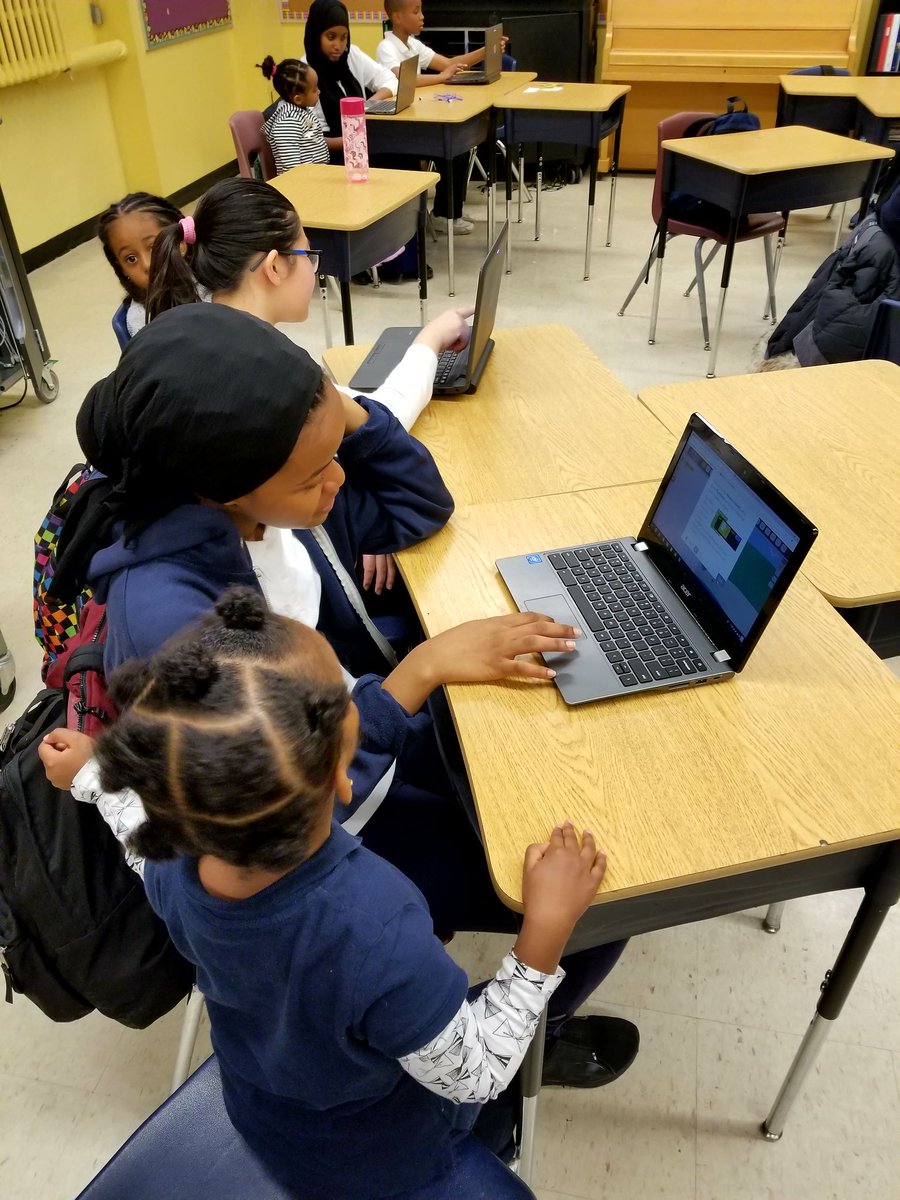 mapleleaf_ps's tweet photo. At it again @mapleleaf_ps ...coding is awesome! @codeorg @tdsb @TDSBNardiAddesa @LC1_TDSB @malloy_john #HourofCode #HourOfCode2017 #TDSB #21stcenturyskills #Coding #mentoring #technology #futureprogramers #education https://t.co/s4qNVbNCf6