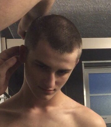russell_colburn's tweet photo. NEW: #JSO says #LoganMott “is housed ALONE in an isolation cell for his safety.” Said his orange jumpsuit could have been given to him due to the high-profile nature of case. @ActionNewsJax https://t.co/p8ZQtM894i