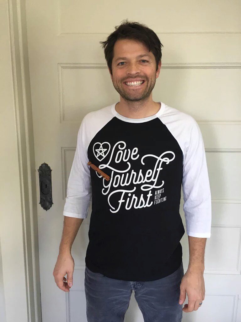 *misha lança campanha*

jensen e jared: nunca nem vi

*jensen e jared lançam campanha*

misha: