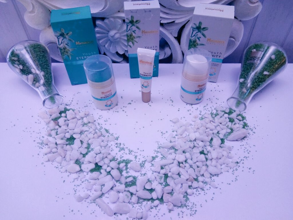 Can't wait to try this newly launched youth eternity range by <a href="/HimalayaIndia/">Himalaya Wellness Company</a>. Detailed review coming up on the blog. #preserveyouthfulskin #antiageing