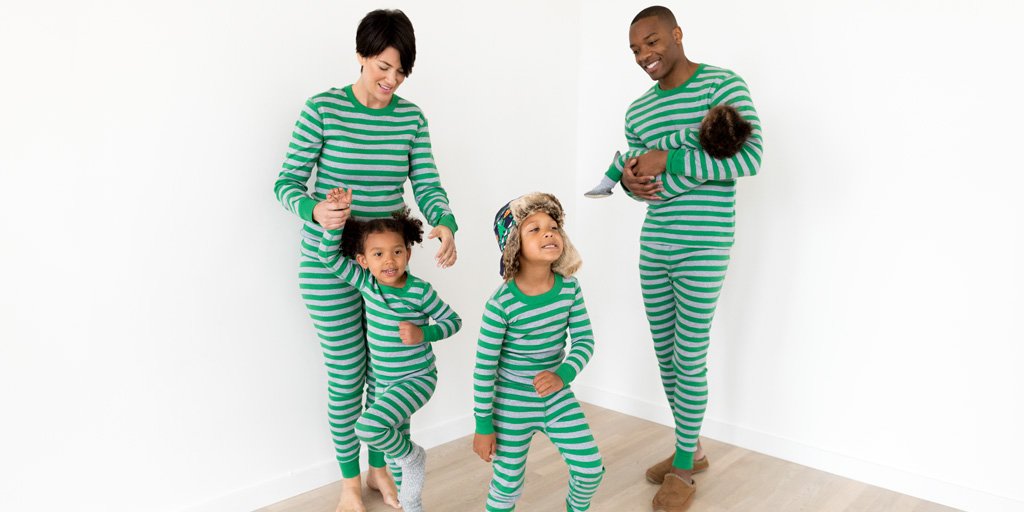 Cuteness overload! Check out <a href="/happyhannas/">Hanna Andersson</a> precious pajamas that are perfect for the holiday season! ow.ly/lBP230h26ln #ad