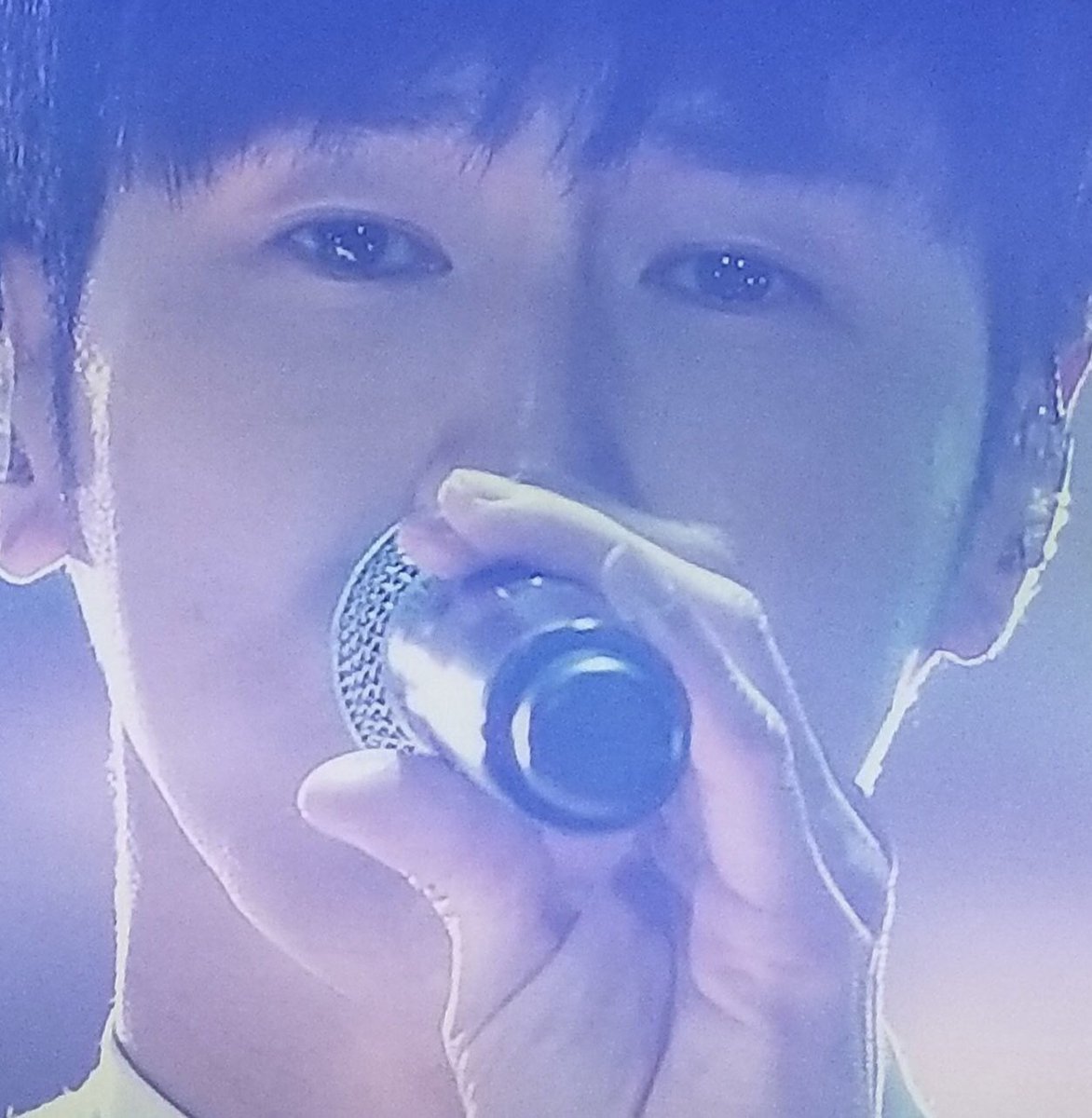 lovenho206's tweet image. 広辞苑で『天使』と引けば
出てきます…
ユンホ（ユノ）と言います❤️

#ユノ
#FNS歌謡祭東方神起 
#Reboot