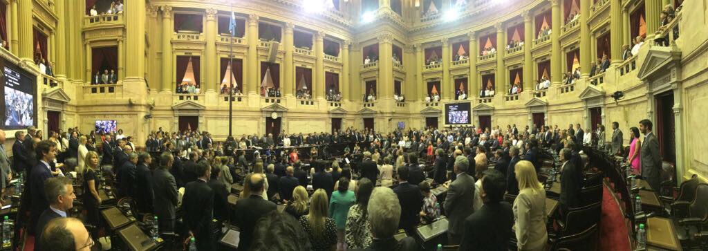 BuilSergio's tweet image. Asume nuevamente con apoyo unánime como Presidente de la Cámara de Diputados de la Nación nuestro amigo Emilio Monzó. Felicitaciones por lo hecho y éxitos para lo que vendrá. @MonzoEmilio . Si, se puede !!!