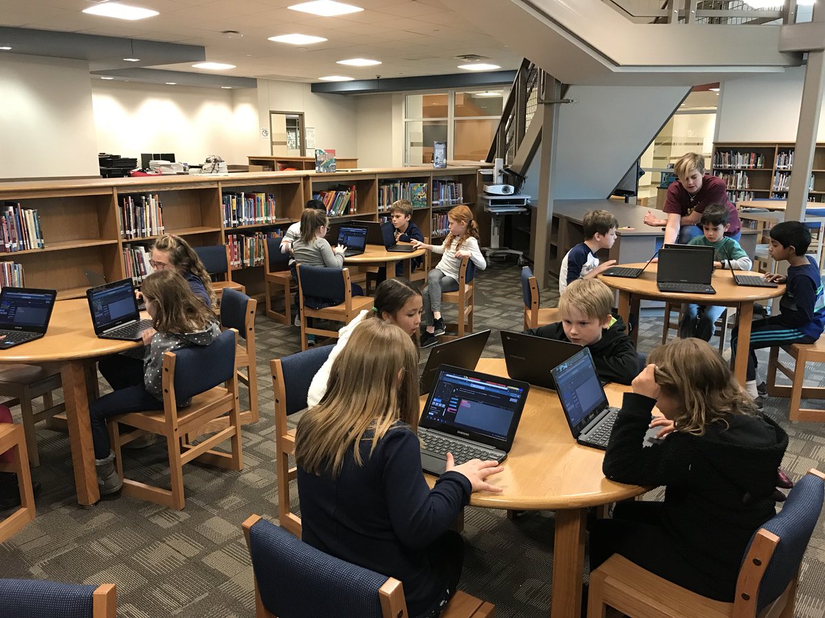 wrightinkeller's tweet photo. Hour of Code! Thank you @Hibbitts_SJ and @mrswatersgt for offering this awesome opportunity to our students. @Ridgeview_lib @RidgeviewKISD #HourofCode #Minecraft https://t.co/c3IpwSxg2P