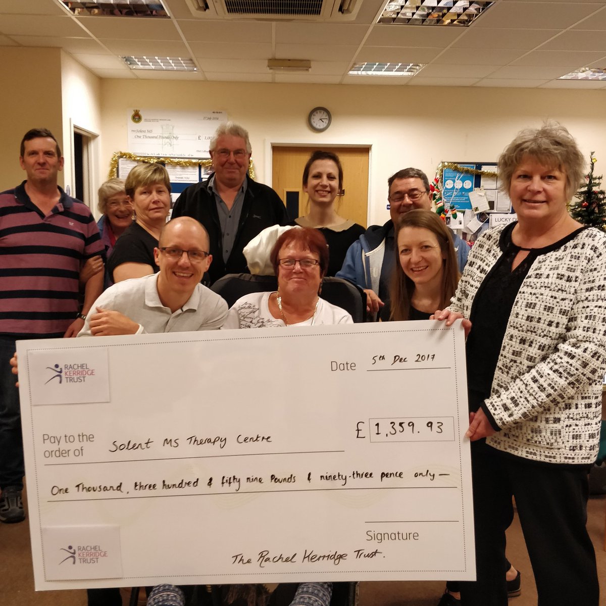 KerridgeTrust's tweet image. Today we made our yearly donation to @SolentMSTherapy of an incredible £1,359.93. Thank you to all of our fundraisers and supporters for helping us raise such a fantastic amount #rachelkerridgetrust